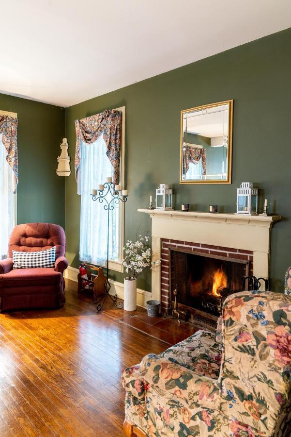 Charming Executive Victorian Mansion W/ Free Parking - Near Bucknell Vila Milton Exterior foto