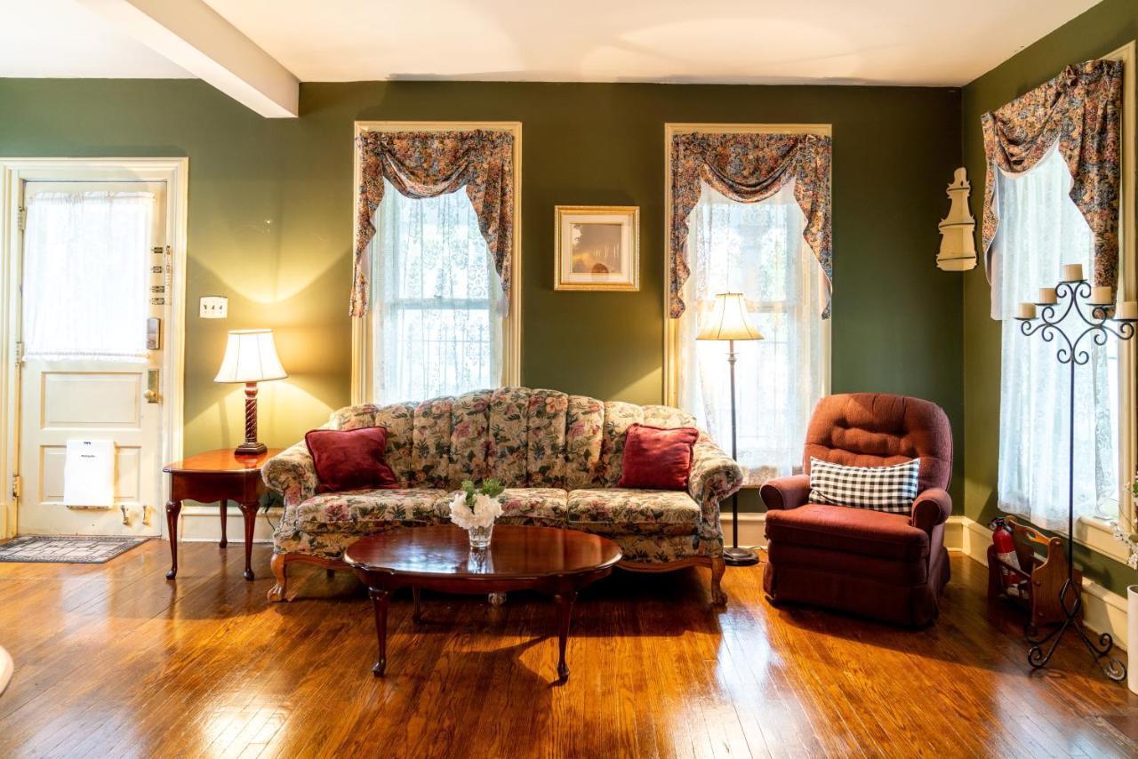 Charming Executive Victorian Mansion W/ Free Parking - Near Bucknell Vila Milton Exterior foto